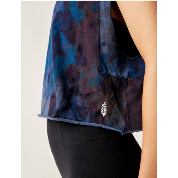 Free People FP movement Inspire Tank top in midnight combo blue large NEW - Picture 2 of 7